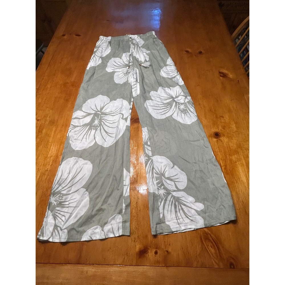 Salty Lemon Boho 2 Piece Set Sage Hibiscus Floral Crop Top Wide Leg Pants M NEW - Picture 14 of 16